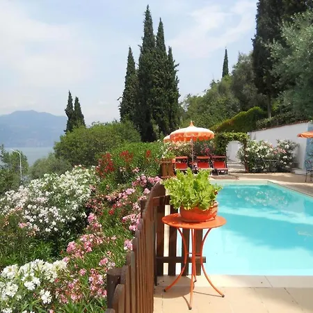 Apartment Le Dimore 2 Torri Del Benaco