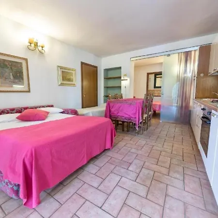 Le Dimore 2 Apartment