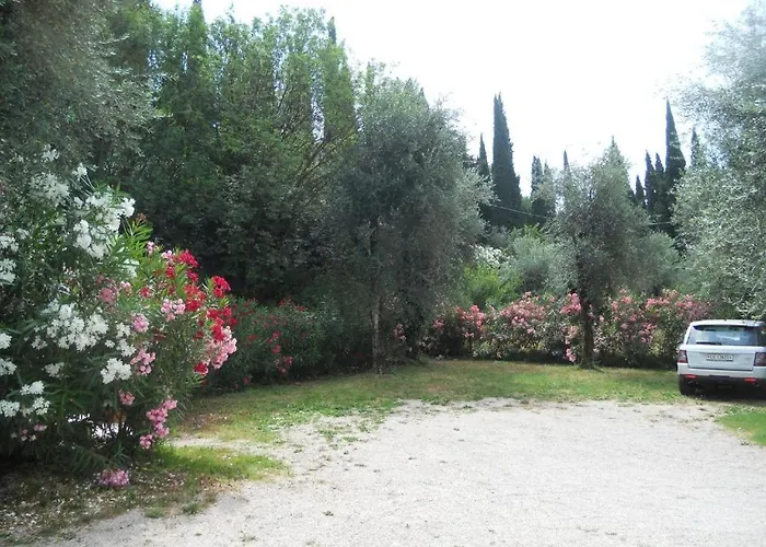 Lägenhet Le Dimore 2 Torri Del Benaco