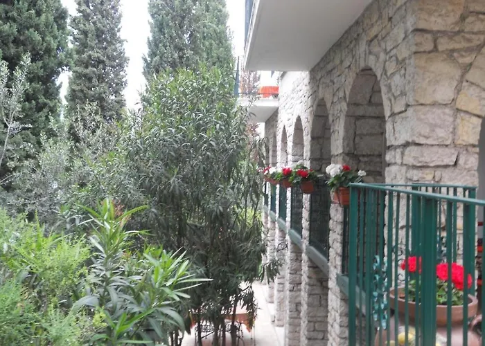 Le Dimore 2 Apartmán Torri Del Benaco