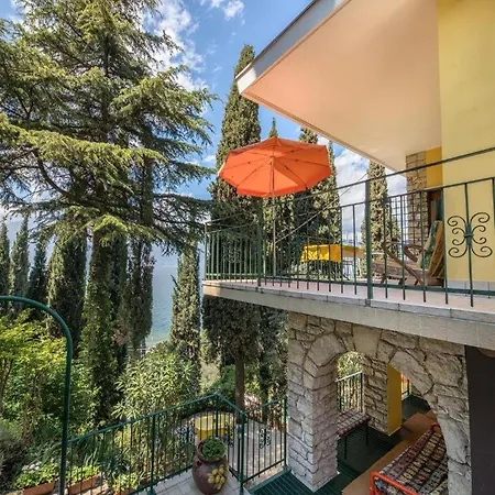 Le Dimore 2 Apartmán Torri Del Benaco