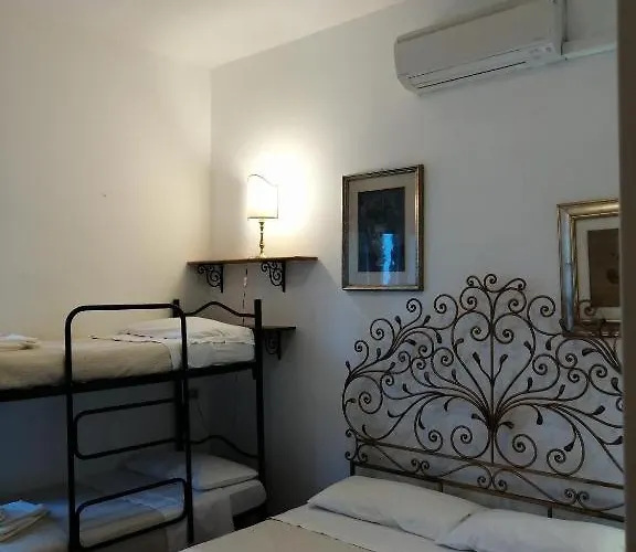 Le Dimore 2 Apartment *