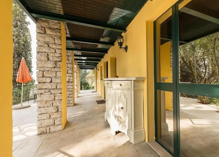 Apartment Le Dimore 2 Torri Del Benaco